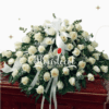 Arreglo Fúnebre Cubre Caja -Rosas Blancas y Eucalipto